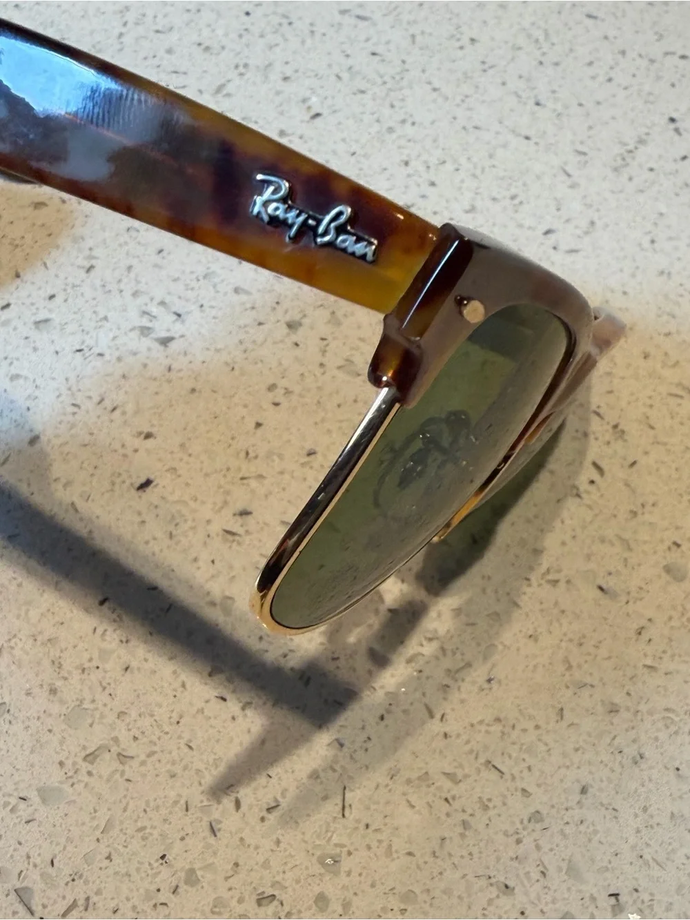 Ray-Ban vintage bl wayfarer max Tortoise Brown Patterned Sunglass Arms